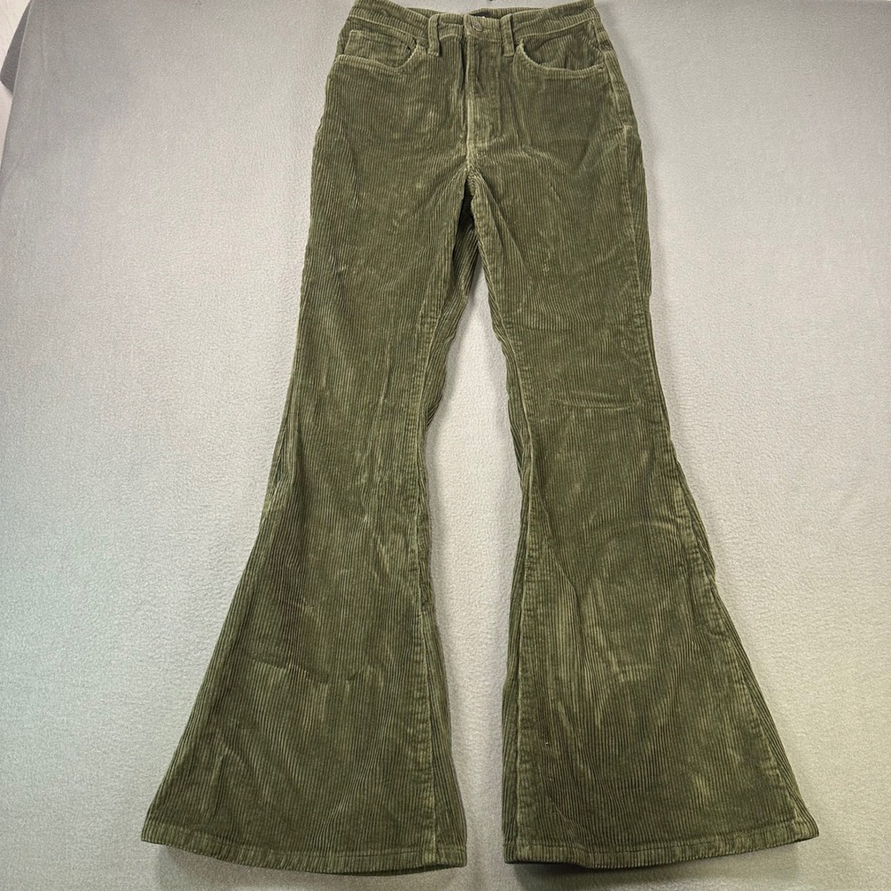 Lee High Rise Flare Corduroy Pants Olive Green Size 28 Medium WM2-20J-LFVH10104